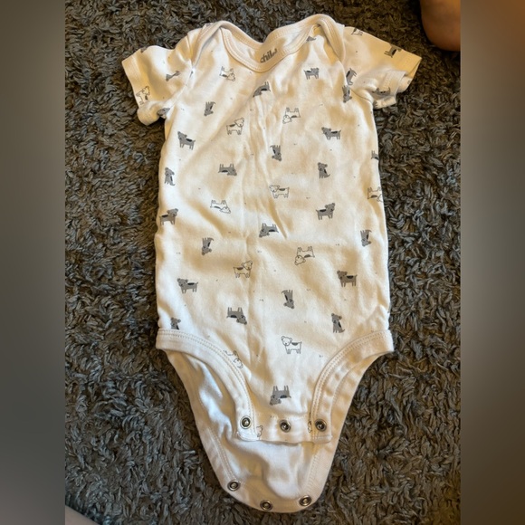 Carters 3-9 month onesies - Picture 2 of 5